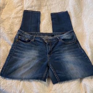 Buffalo skinny jeggings. Dark wash. EUC